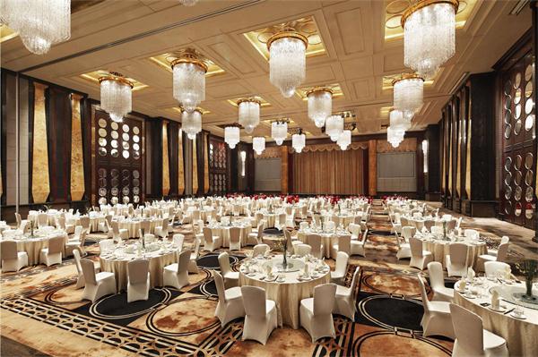 酒店宴會廳燈具大型水晶吊燈效果圖 廠家一站式定制價(jià)格